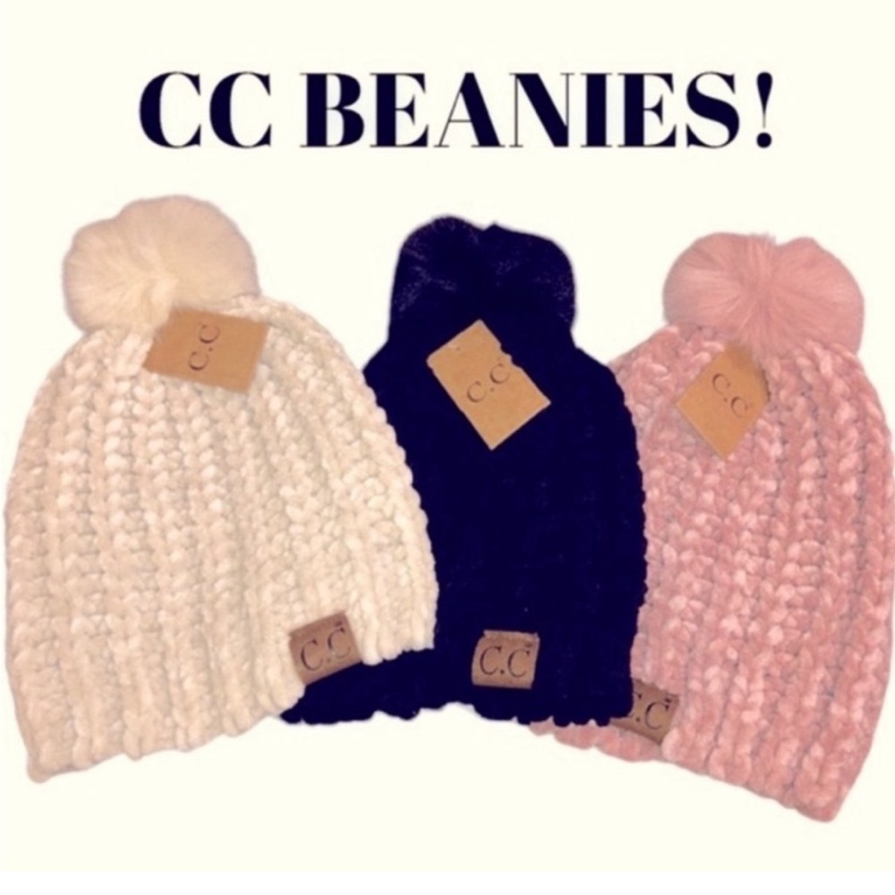 Pom Pom Beanie, Faux Fur, OS, NWT